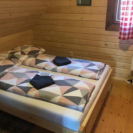Chalupka Pri Mare Nyaraló *